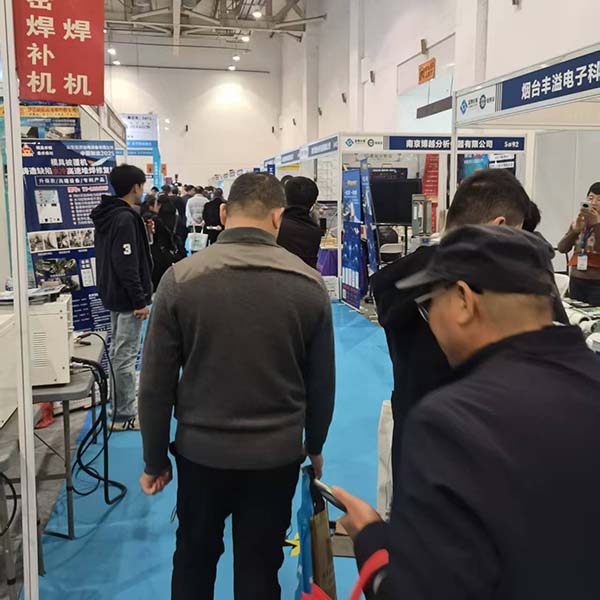 展會(huì)現(xiàn)場 展會(huì)現(xiàn)場